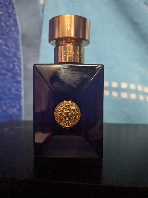 how many sprays of versace dylan blue should i use|Versace Dylan Blue.